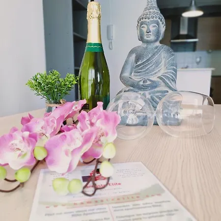 Apartmán Cactus 2 Bedroom On Calle San Miguel Minutes From The By Namaste Elite Torremolinos